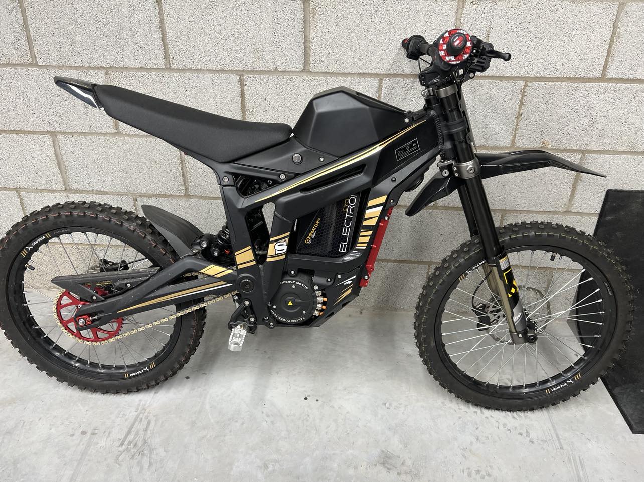 Talaria 72v 55Ah Dominator Upgrade Battery 9C+ Charger