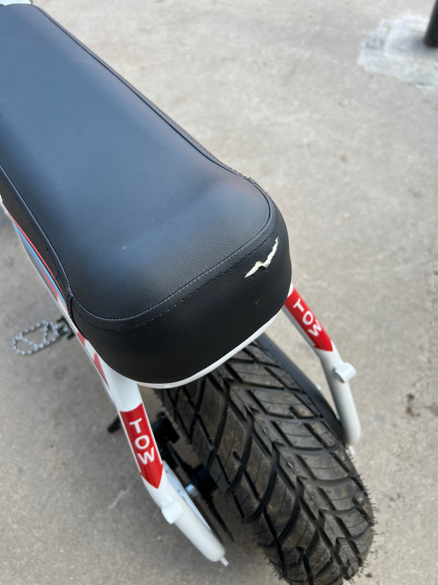 CLEARANCE EBOX DRAGSTER WHITE