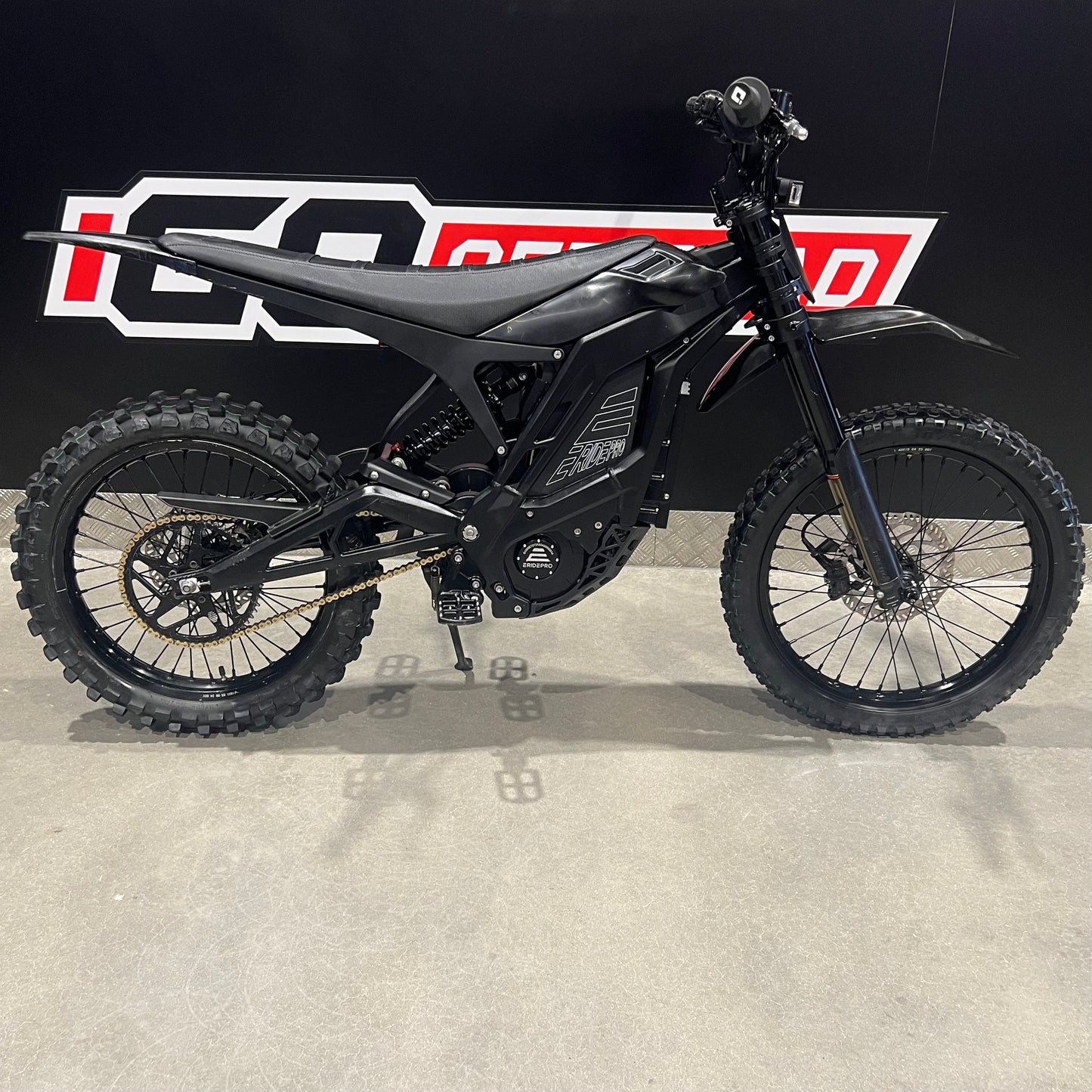 USED E-RIDE PRO SR LONG SEAT 19"/18"