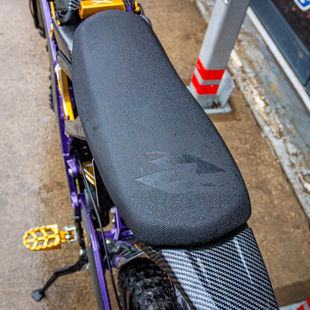 Full-E Charged Main Seat for SRLGB Sur Ron Light Bee Black - Go Off Road Barnsley