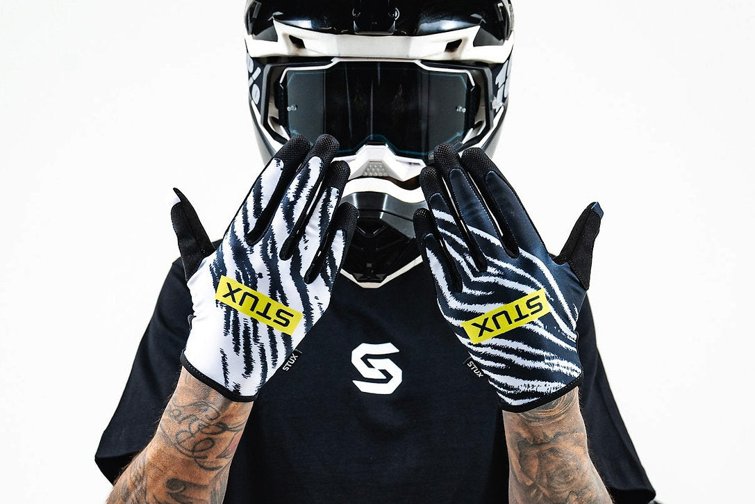 STUX 'ANIMAL' YOUTH GLOVES