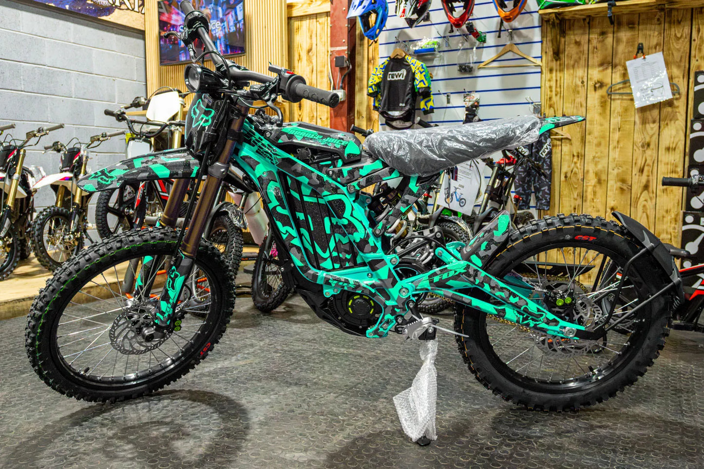 SUR RON FULL COVERAGE GRAPHICS KIT - FOX RACING - Go Off Road Barnsley