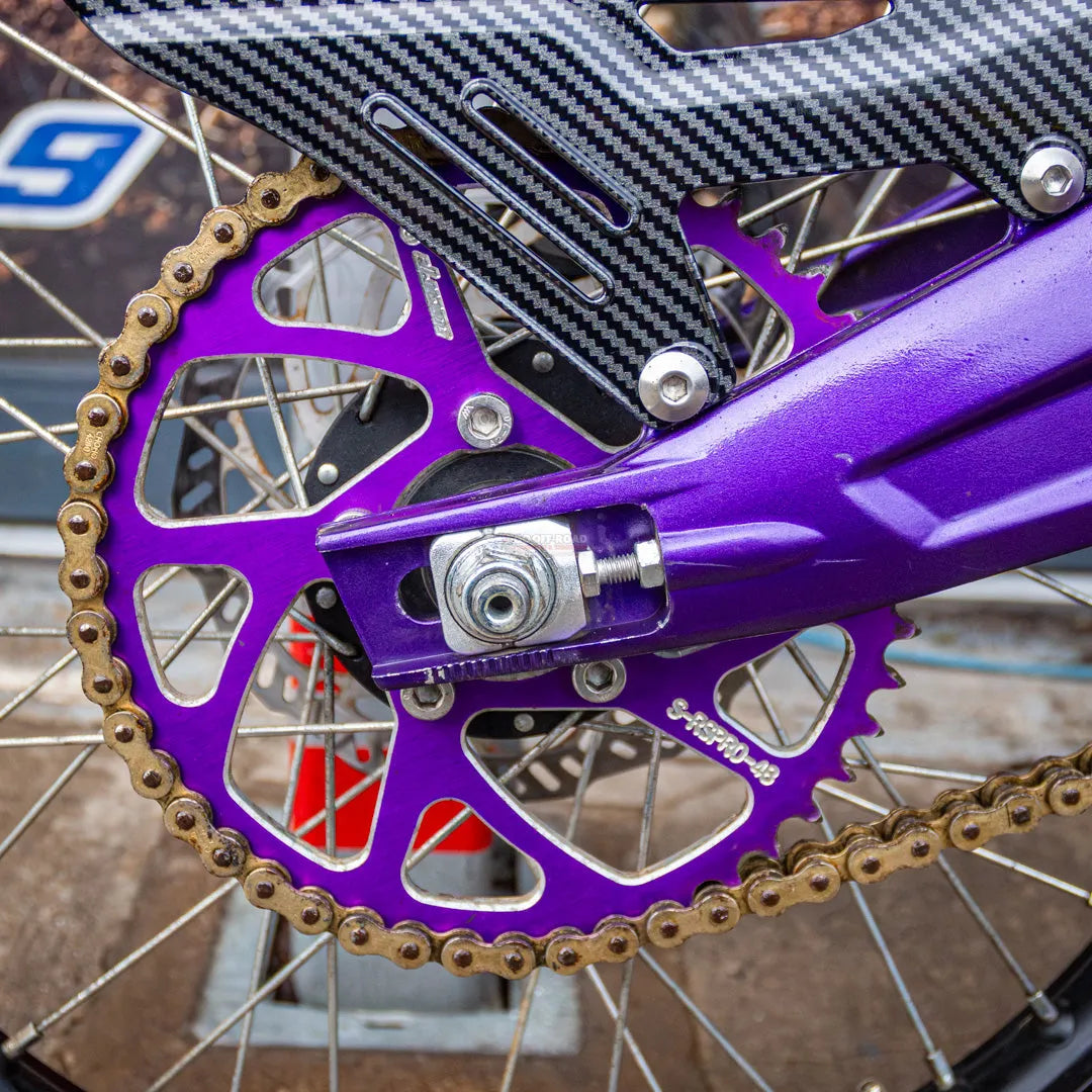 SUR RON LIGHT BEE CHAIN GUARD - CARBON - Go Off Road Barnsley