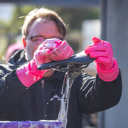 MUC OFF DEEP SCRUBBER GLOVES PINK - Go Off Road Barnsley