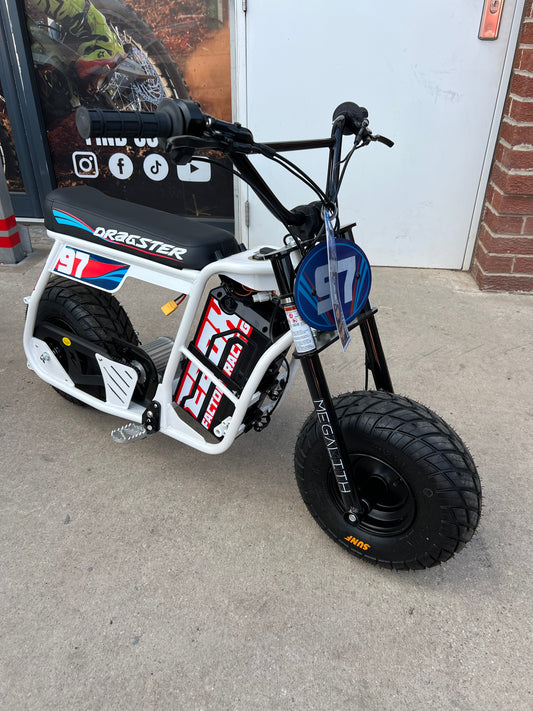 CLEARANCE EBOX DRAGSTER WHITE