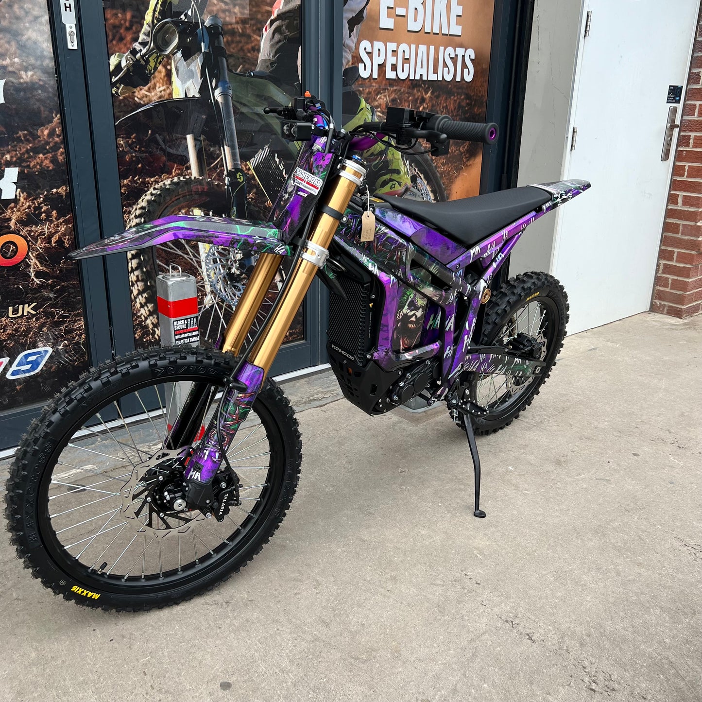 USED TALARIA KOMODO PURPLE GRAPHICS