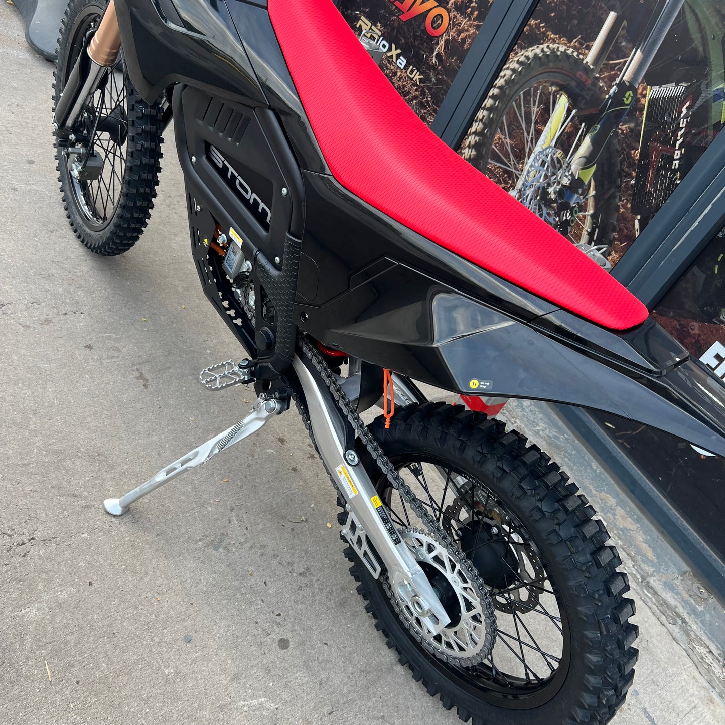USED STOMP MOTO HAYWIRE BLACK