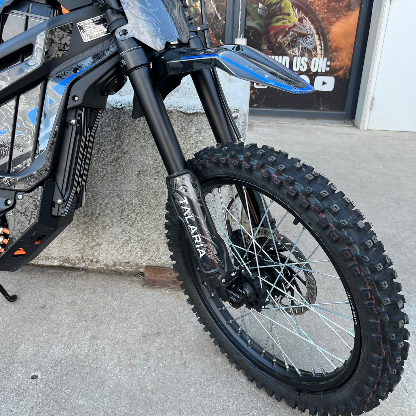 USED TALARIA STING PRO BLACK/BLUE