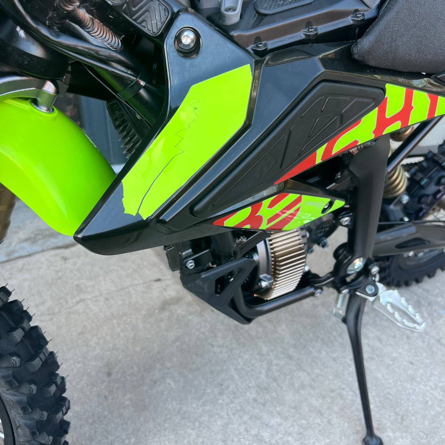 USED 2025 SUR RON HYPER BEE GREEN BIG WHEEL