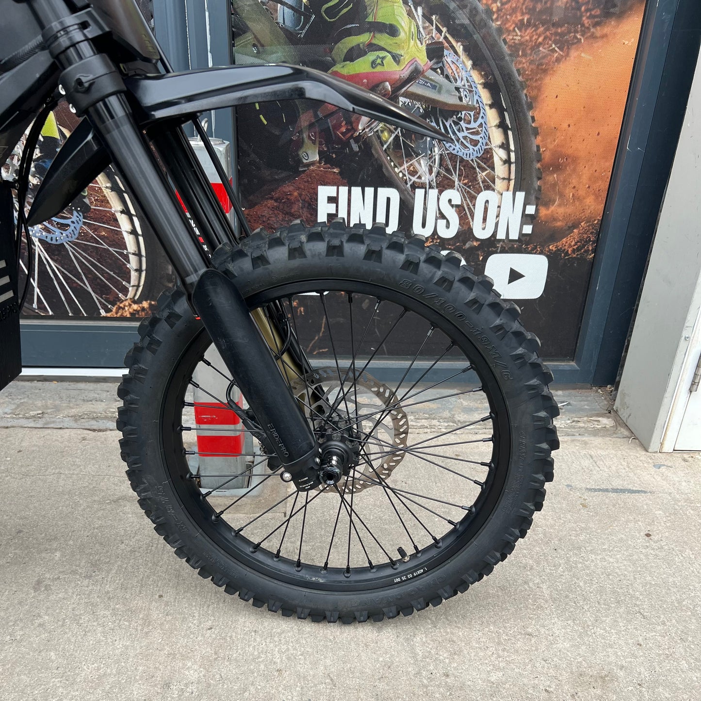 USED E-RIDE PRO SR BLACK 19"/18"