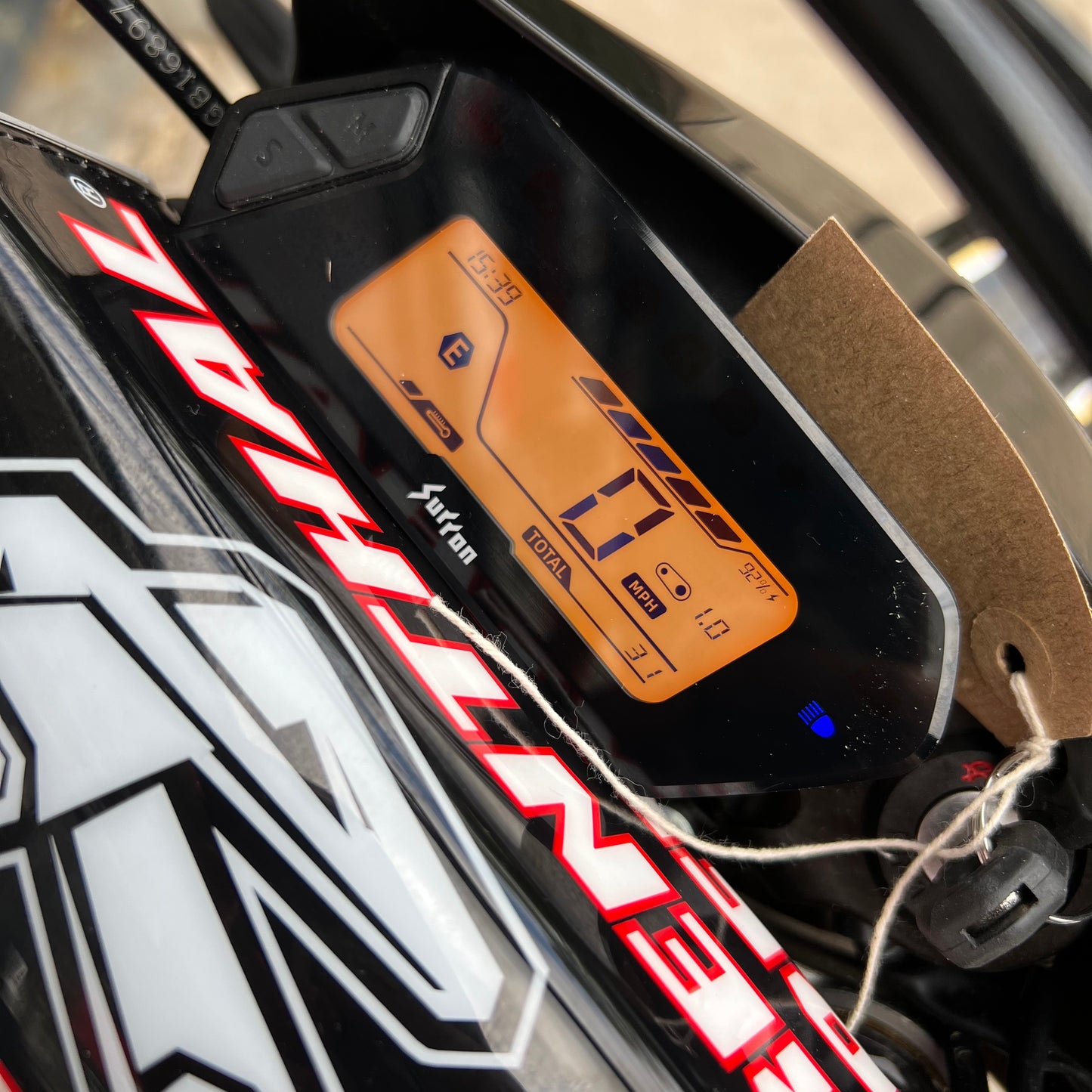 USED SUR RON ULTRA BEE T 2025 BLACK