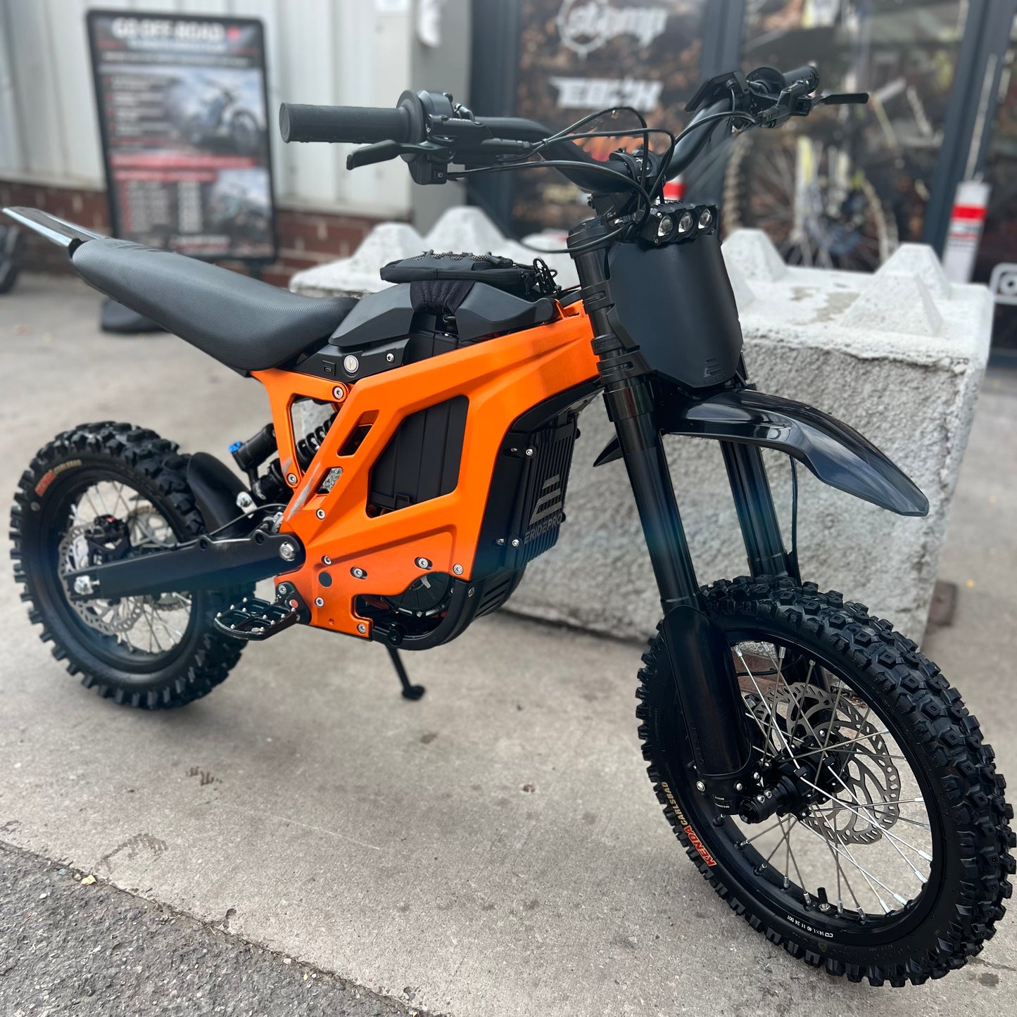 USED E-RIDE PRO MINI 60V ORANGE