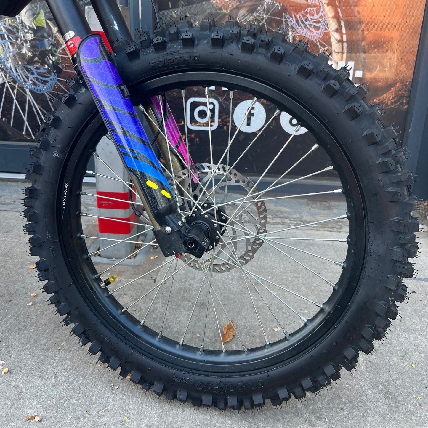 USED SUR RON LIGHT BEE X 2020