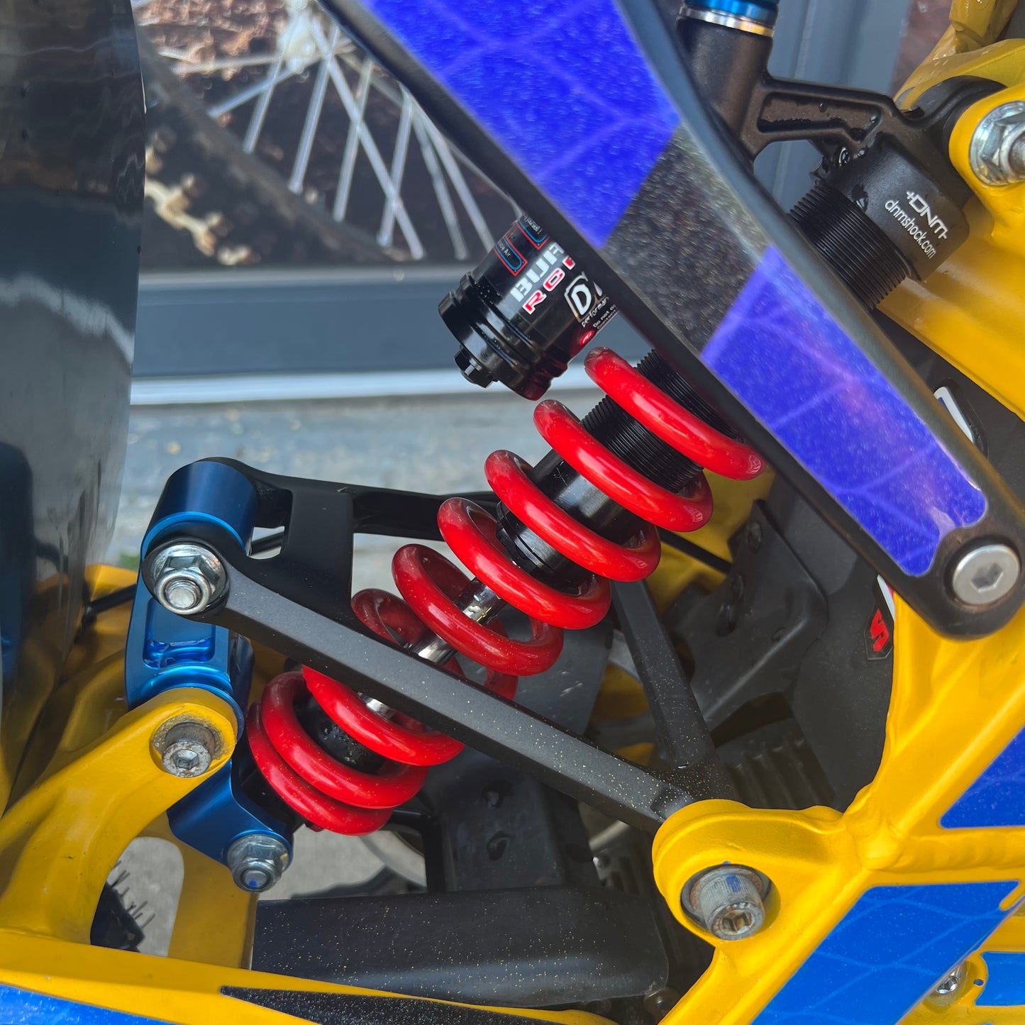 USED SUR RON LIGHT BEE X 2020