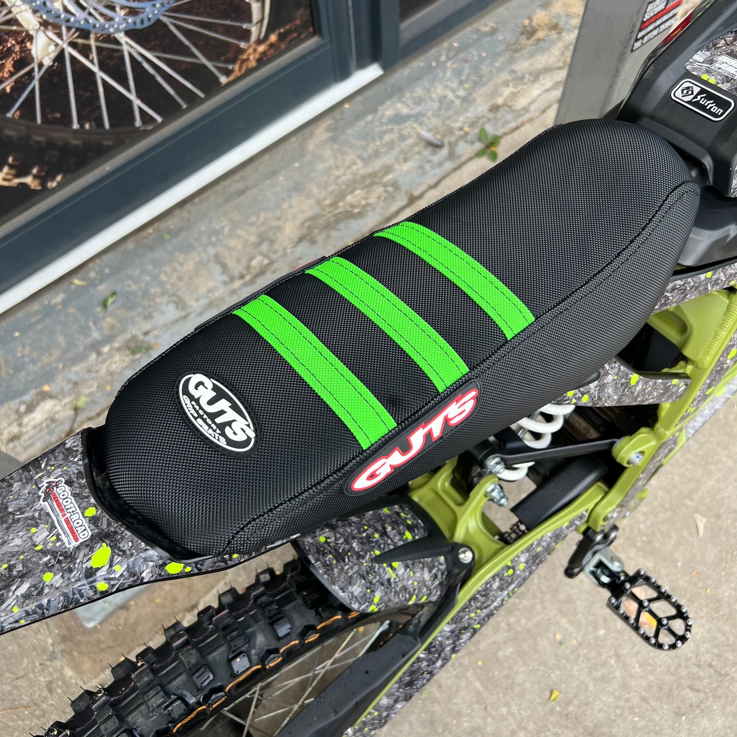 USED SUR RON LIGHT BEE X 2025 WITH GRAPHICS KIT