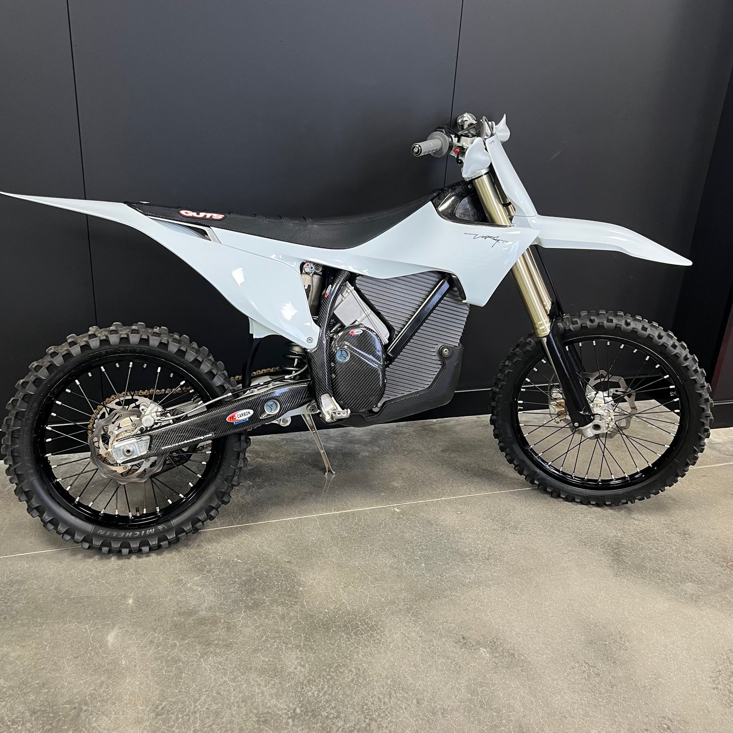 USED STARK VARG MX 1.0 WHITE WITH UPGRADES