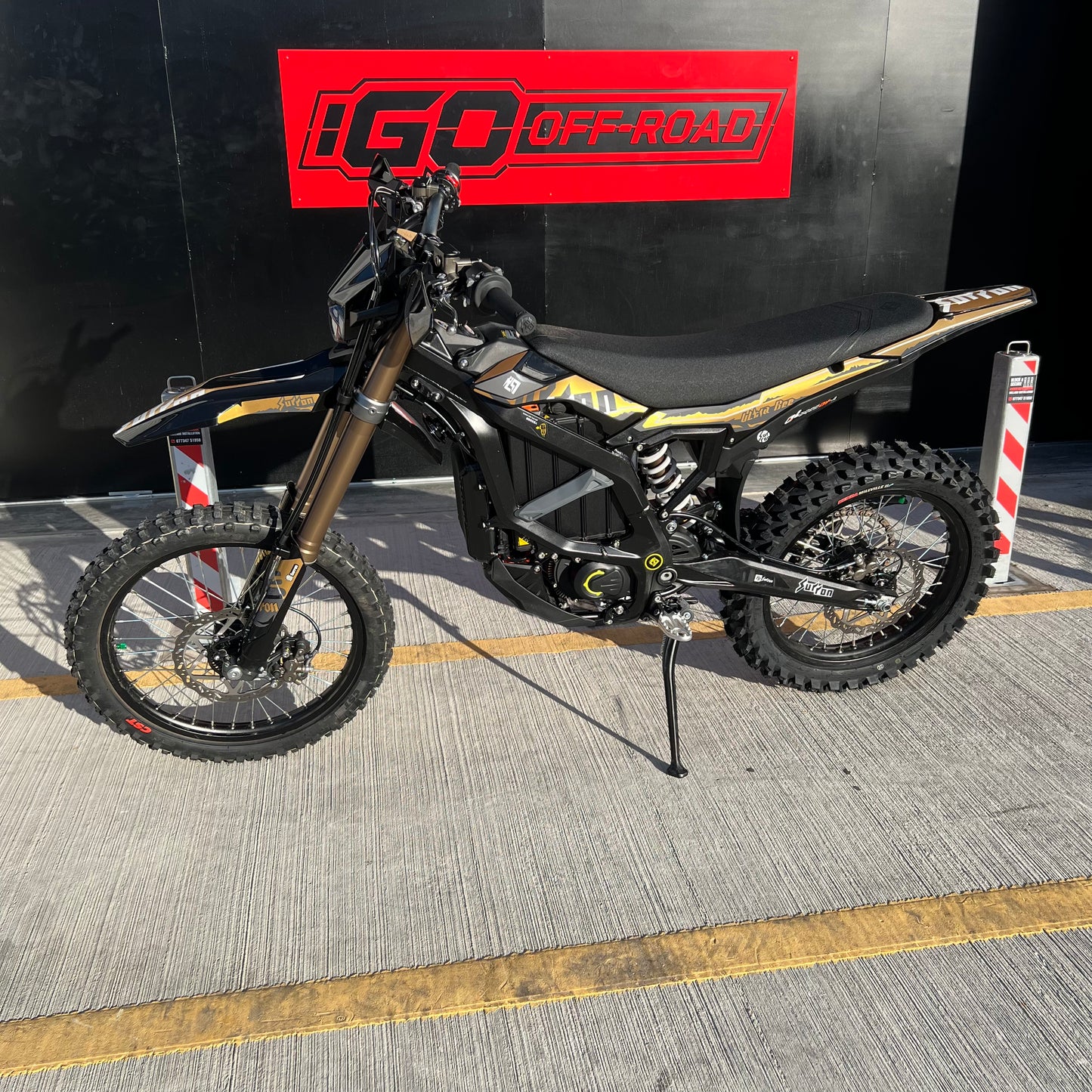 USED SUR RON ULTRA BEE X 2026 BLACK