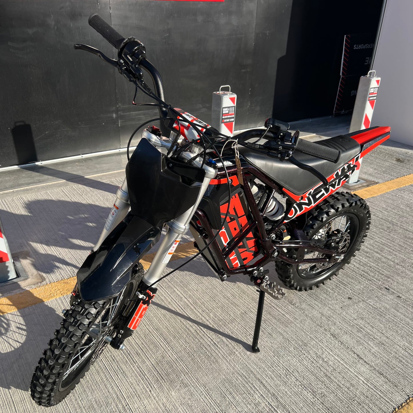 USED EBOX V3 60R ONEWAY RED