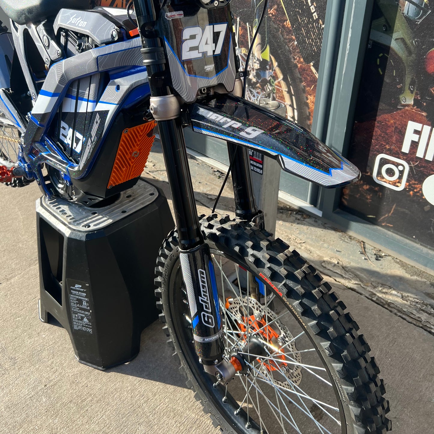 USED SUR RON LIGHT BEE BLUE WITH NUCULAR CONTROLLER - Go Off Road Barnsley