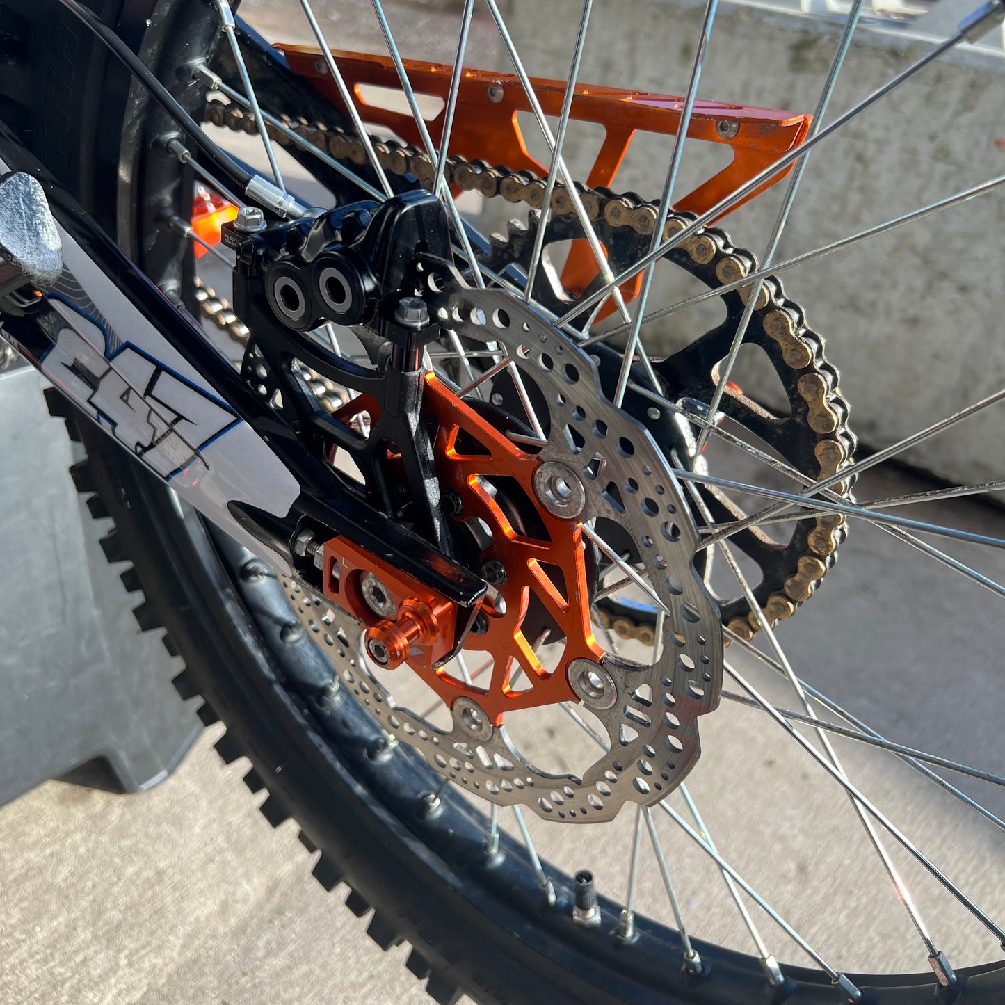 USED SUR RON LIGHT BEE BLUE WITH NUCULAR CONTROLLER - Go Off Road Barnsley