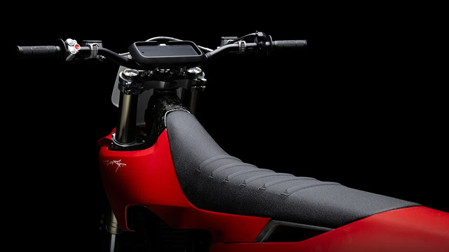 Stark Varg Ribbed Grip Seat Jet Black