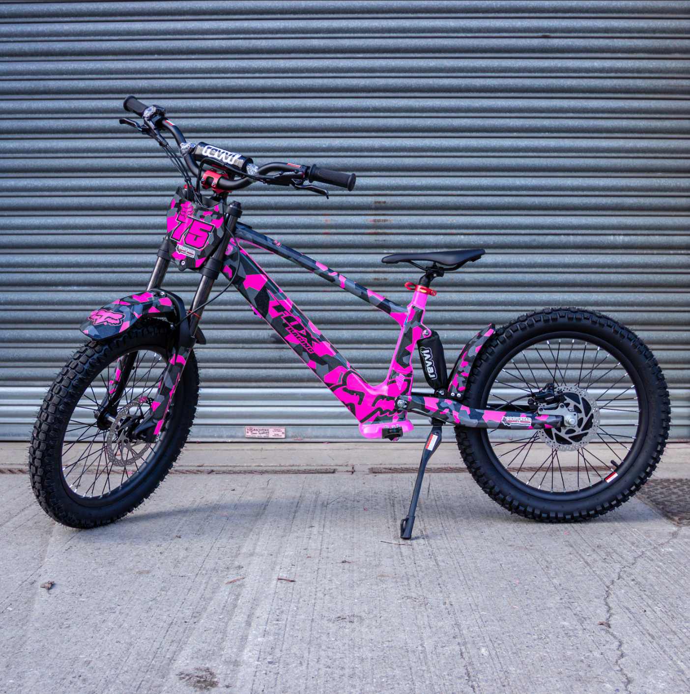 Revvi 20” Graphics Kits