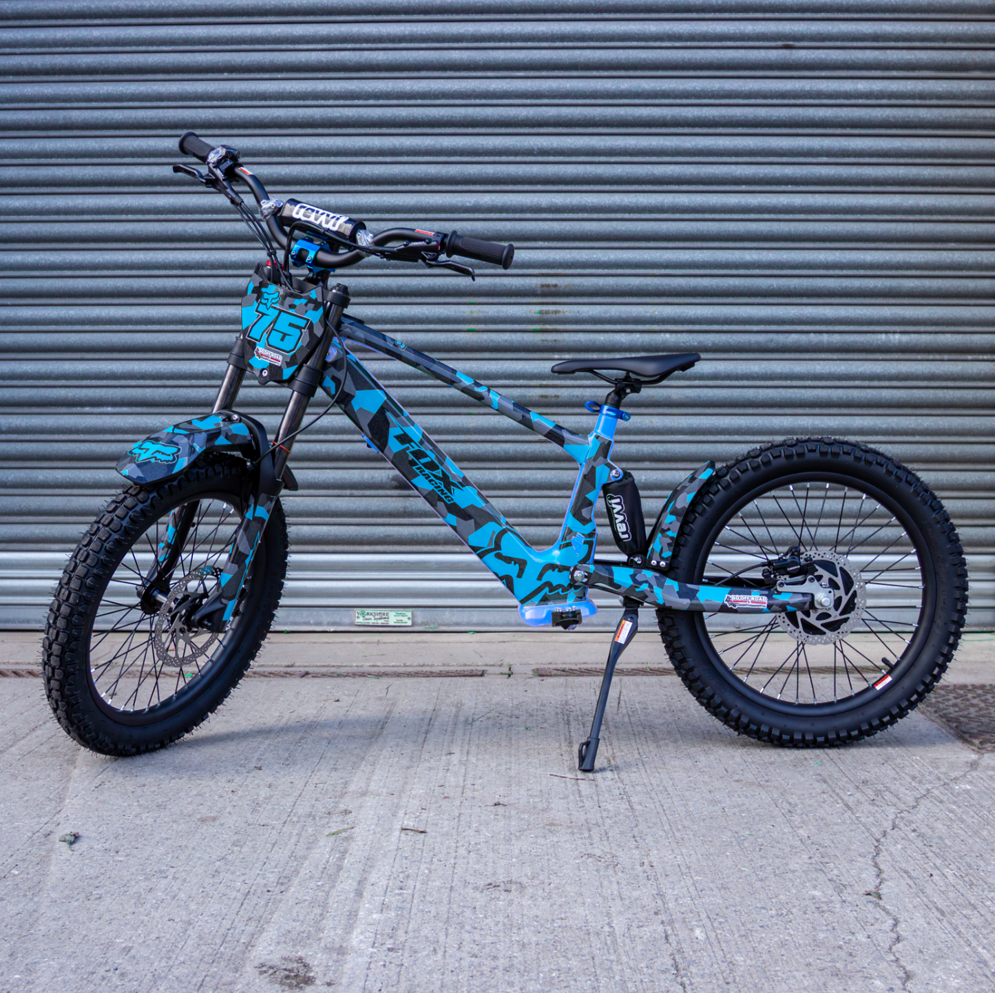 Revvi 20” Graphics Kits