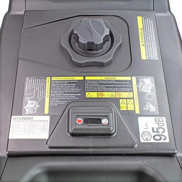 Hyundai 6600W / 6.6kW Petrol Inverter Generator, Remote Keyfob & Electric Start, Wheels & Closed Case Design, DC & USB | HY6500SEi