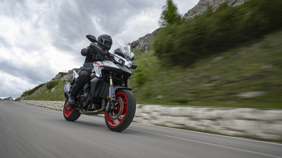 Benelli TRK 902 Stradale