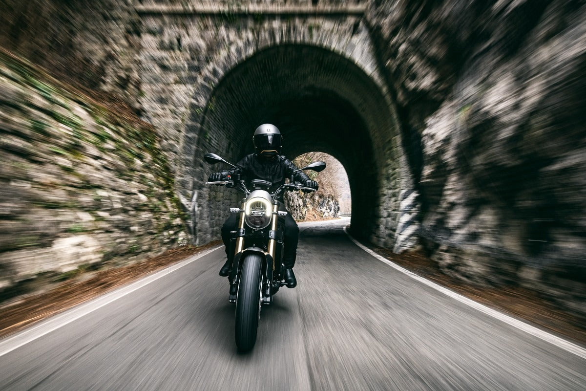 Benelli Leoncino 800