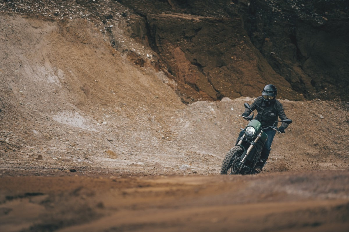 Benelli Leoncino 800 Trail