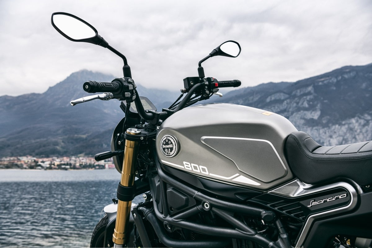 Benelli Leoncino 800