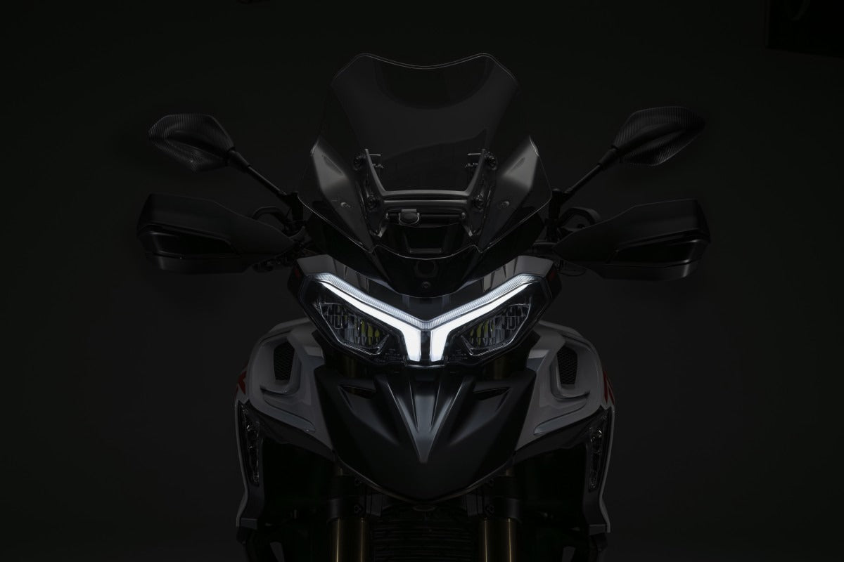 Benelli TRK 902 Stradale