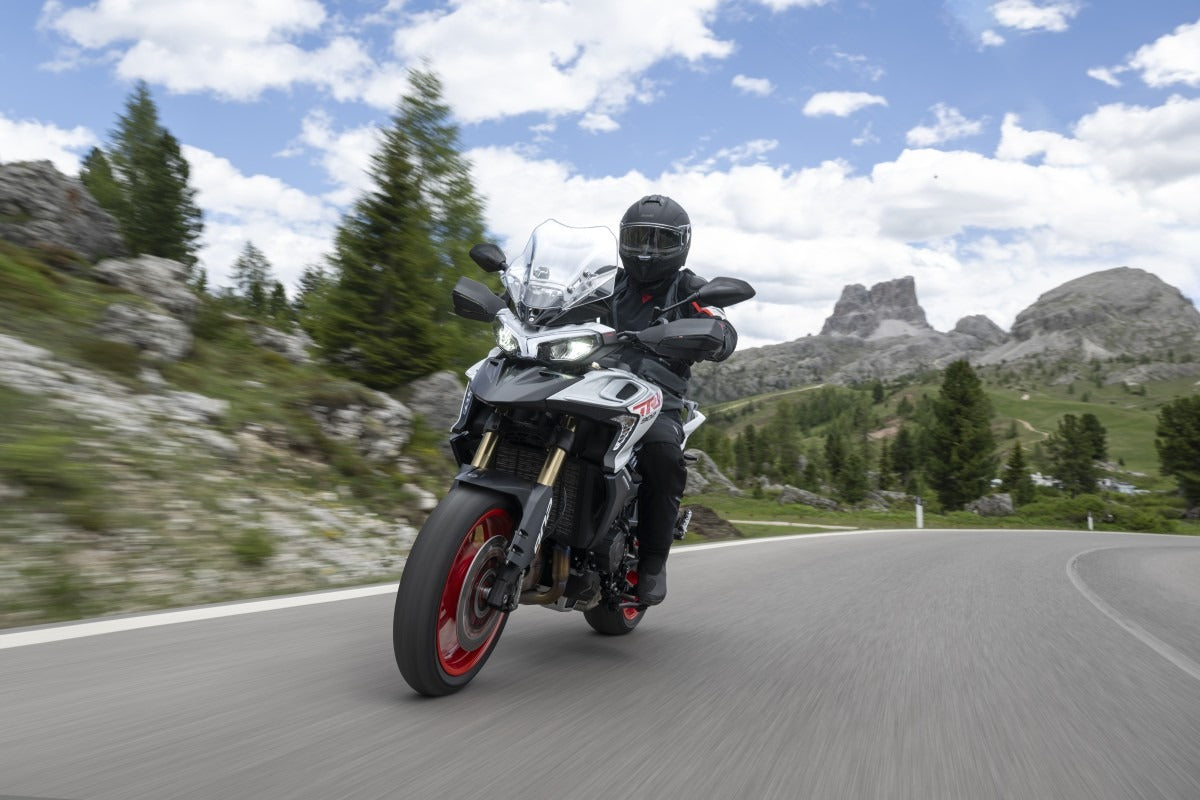 Benelli TRK 902 Stradale