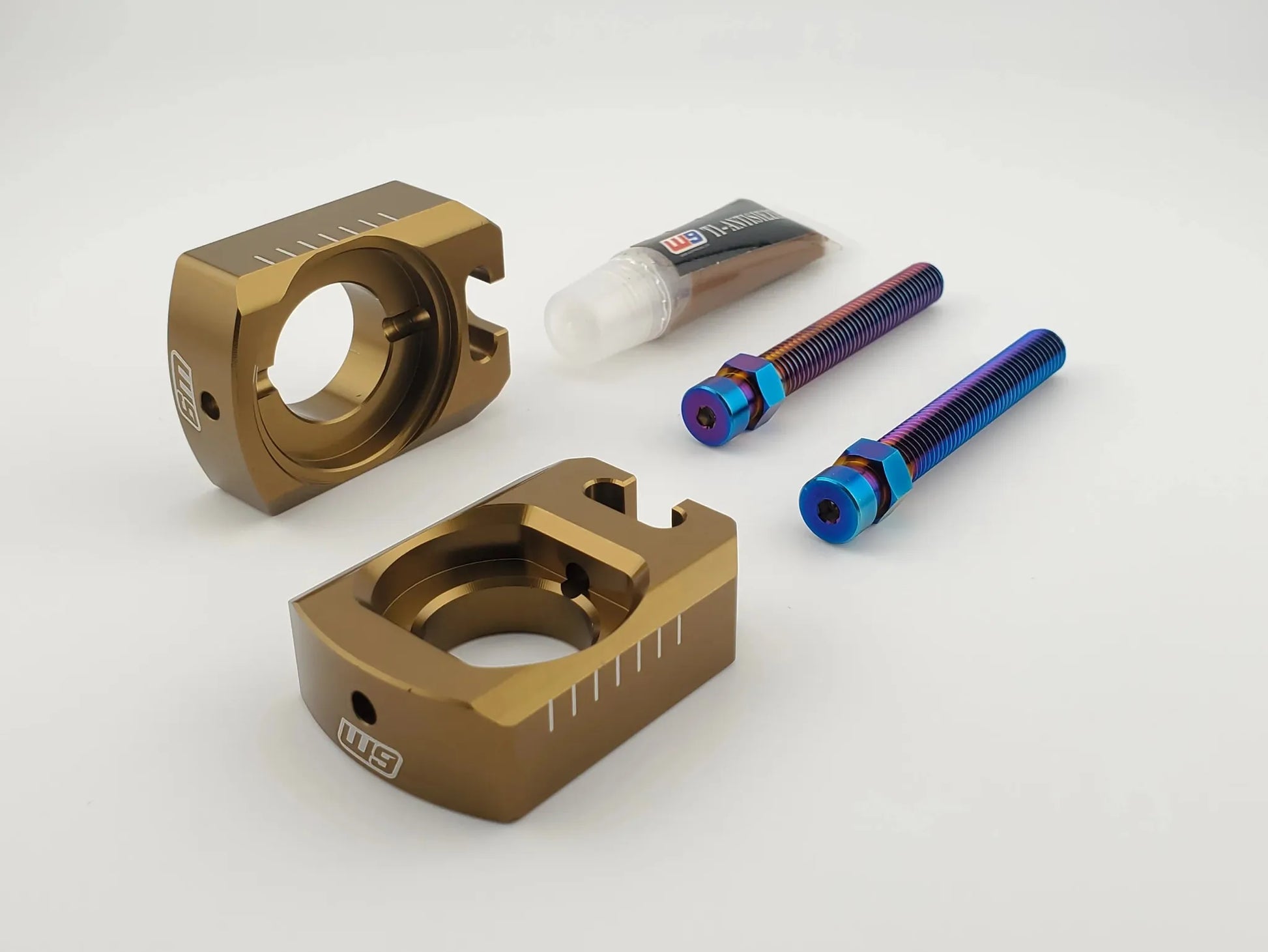 WARP 9 RACING ULTRA BEE AXLE BLOCKS/CHAIN TENSIONERS - Go Off Road Barnsley