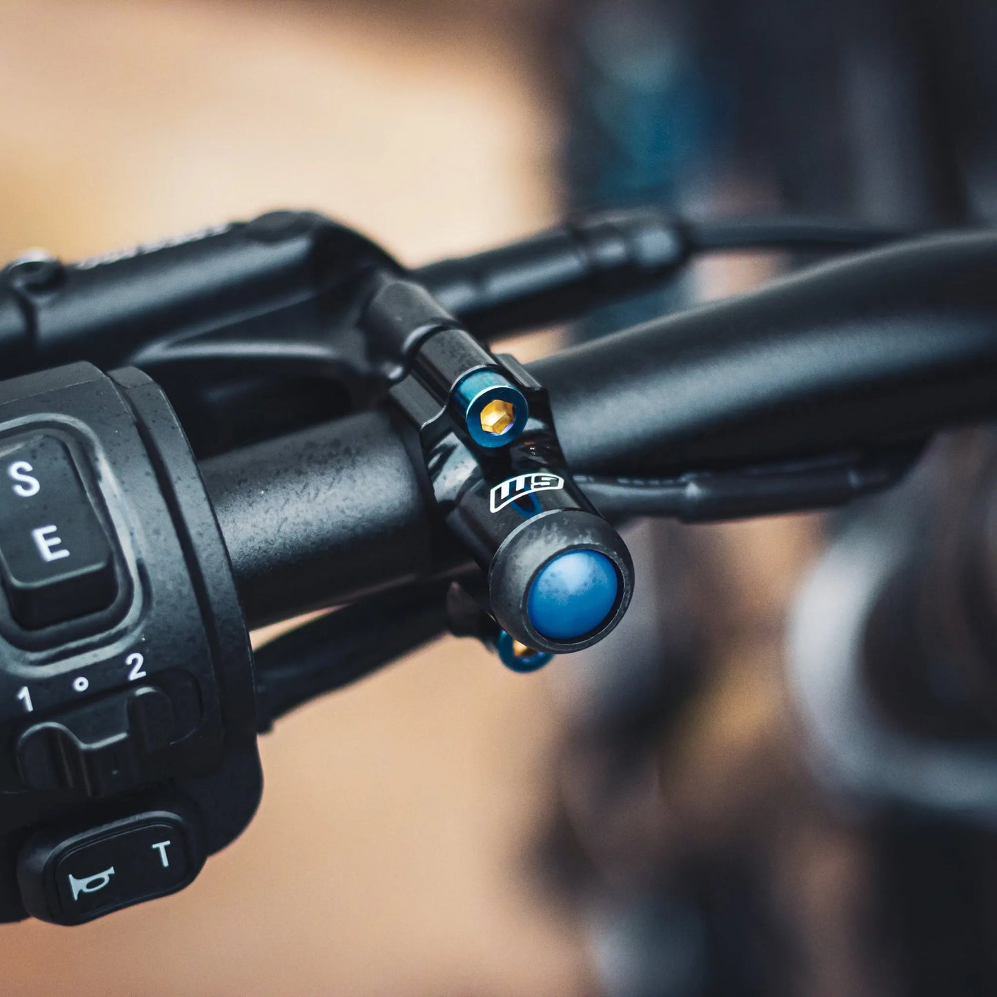 WARP 9 RACING LIGHT SWITCH BUTTON For Sur Ron Light Bee /E-RIDE - Go Off Road Barnsley