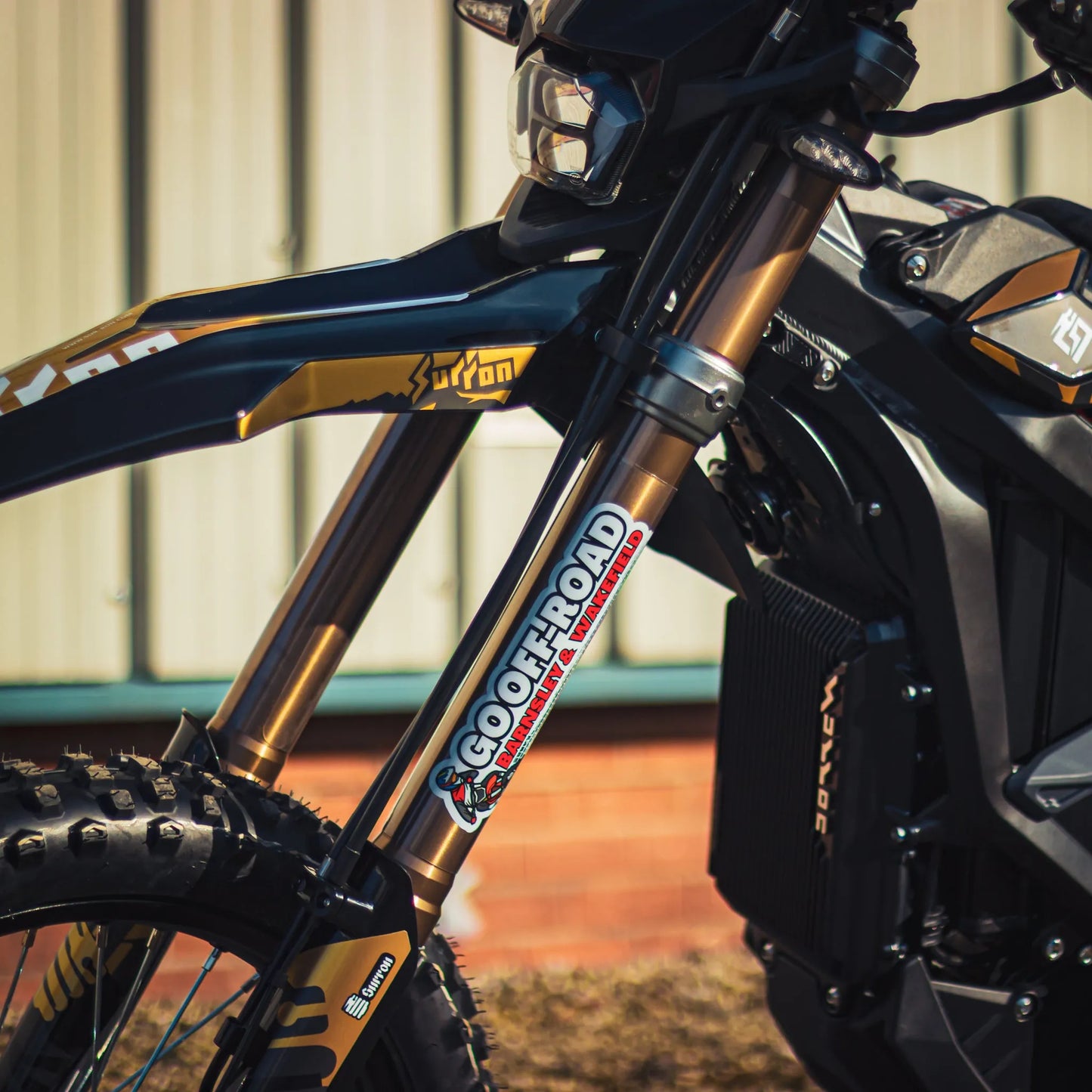 SUR RON ULTRA BEE T 2025 ROAD LEGAL - Go Off Road Barnsley