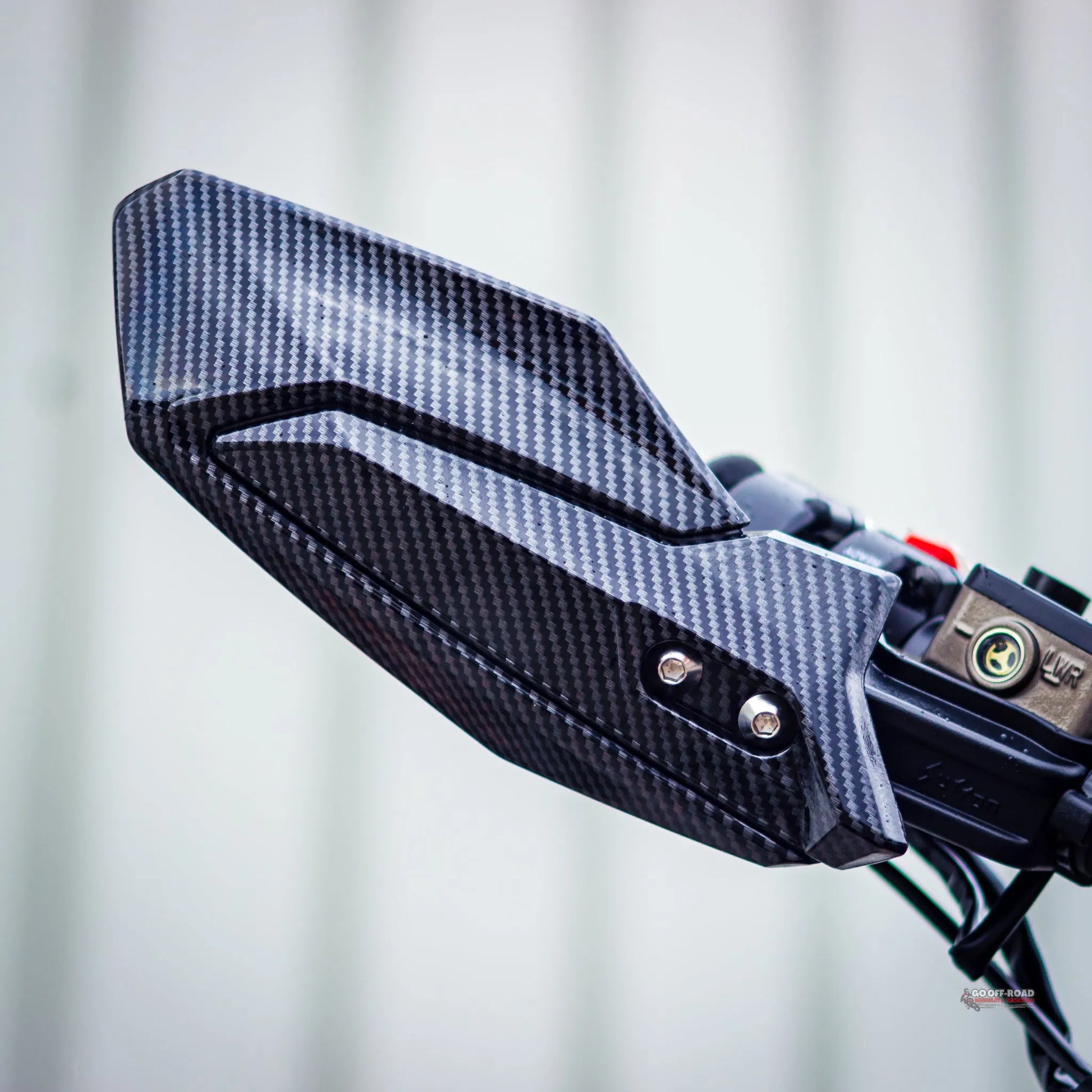 SUR RON ULTRA BEE HAND GUARD PAIR CARBON - Go Off Road Barnsley