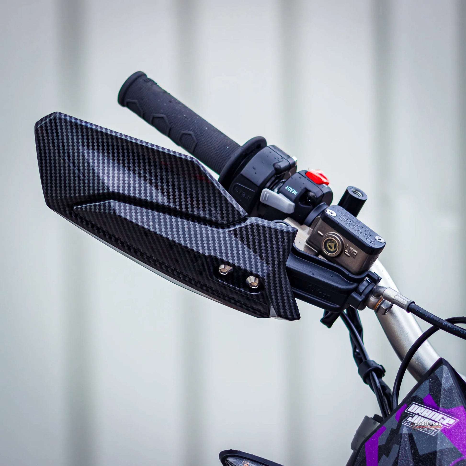 SUR RON ULTRA BEE HAND GUARD PAIR CARBON - Go Off Road Barnsley