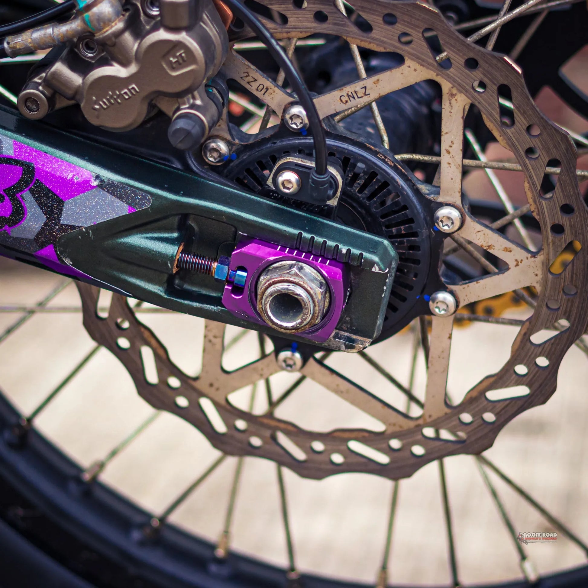 WARP 9 RACING ULTRA BEE AXLE BLOCKS/CHAIN TENSIONERS - Go Off Road Barnsley