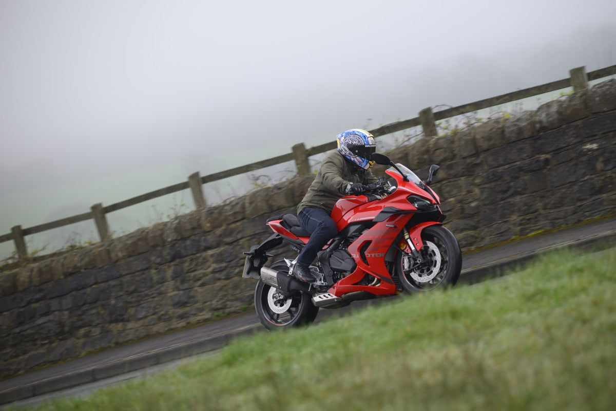 QJMotor SRK 800 RR (Steel Frame)