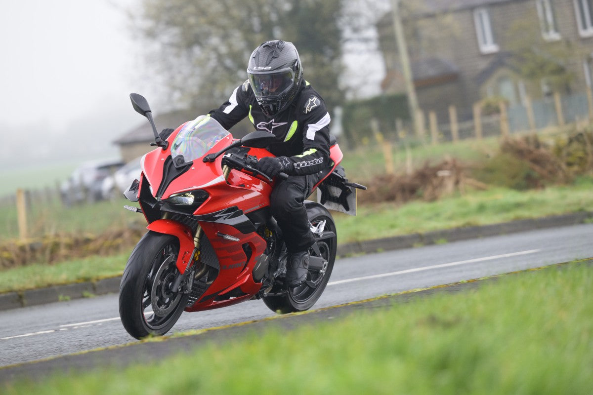 QJMotor SRK 800 RR (Steel Frame)