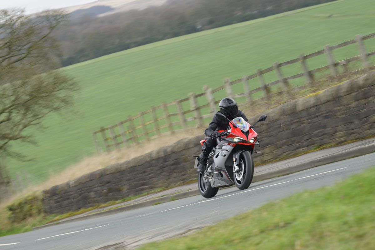 QJMotor SRK 921 RR