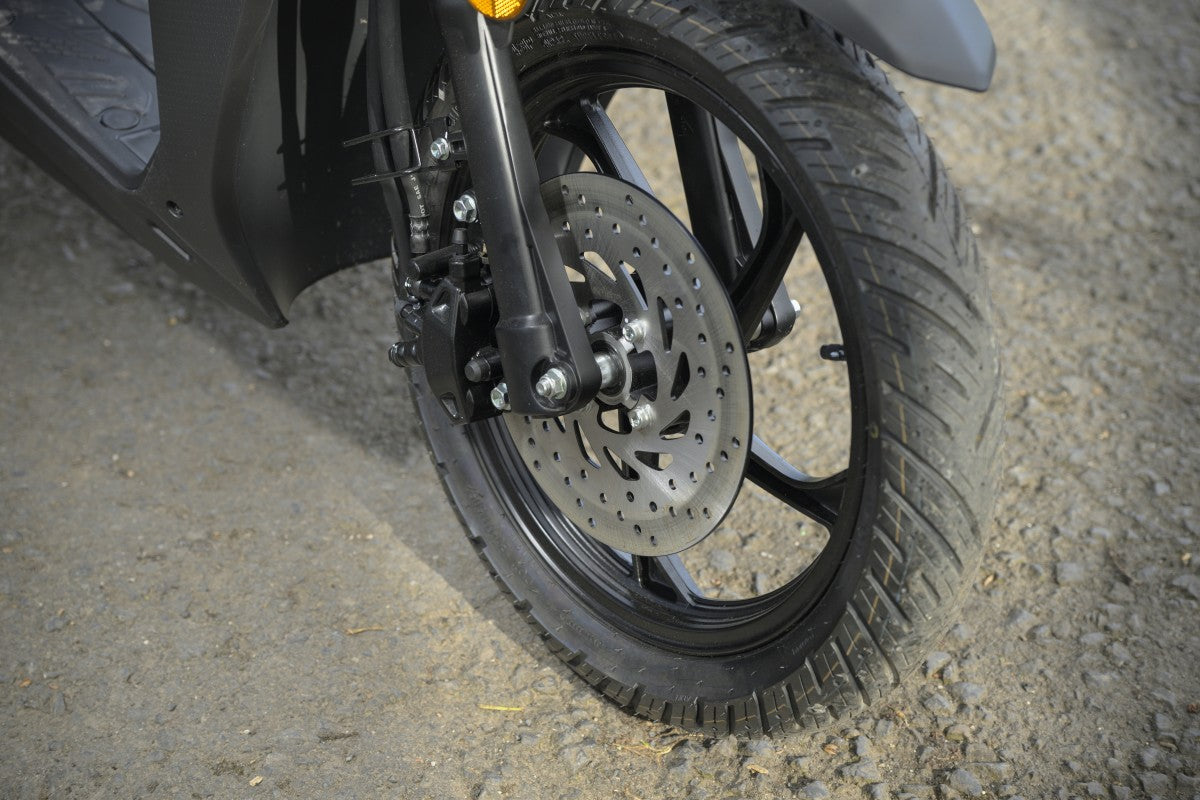 QJMotor LTS 125 S