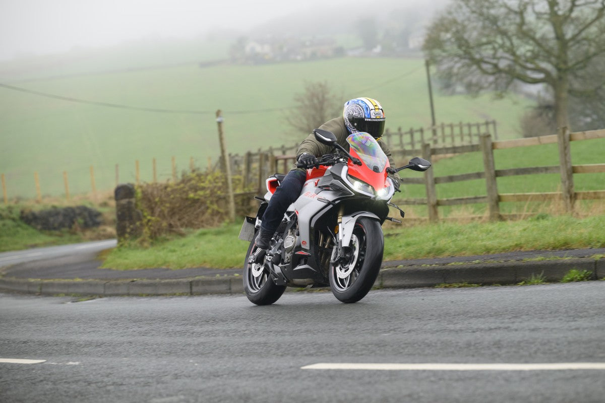 QJMotor SRK 421 RR