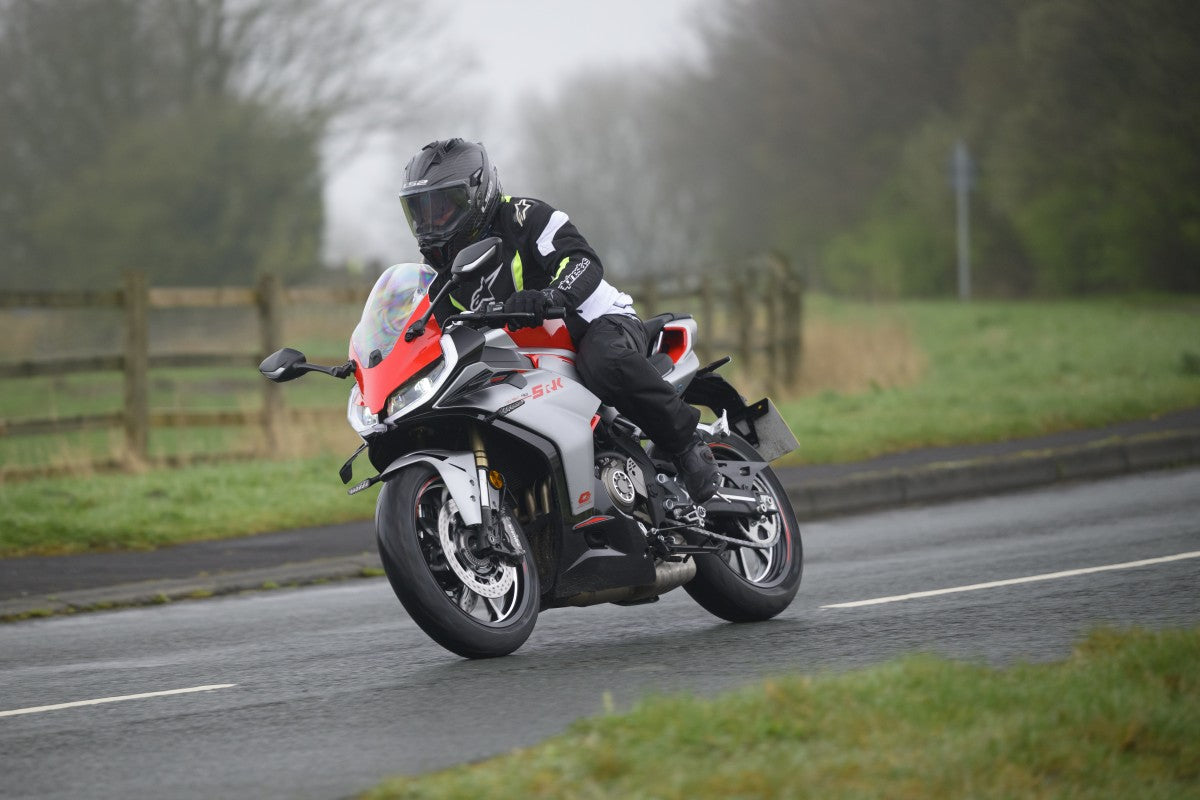 QJMotor SRK 421 RR