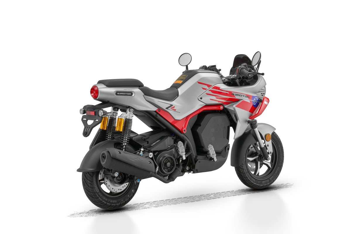 Side profile of QJMotor SRK 125 E mini naked automatic bike